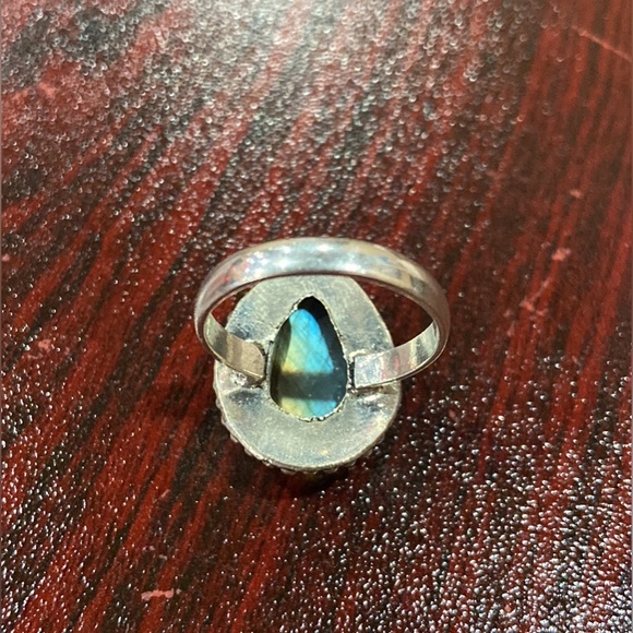 Labradorite ring - Picture 4 of 7